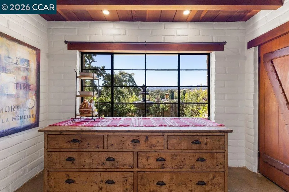 925 Beech Drive Walnut Creek, CA 94596