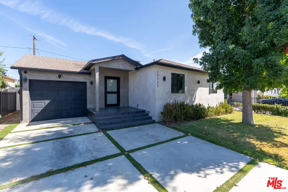 17723 Miranda Street Encino, CA 91316