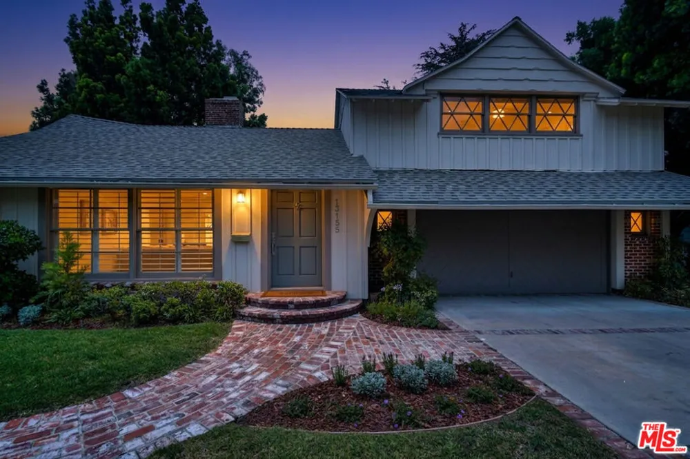 13155 Margate Street Sherman Oaks, CA 91401