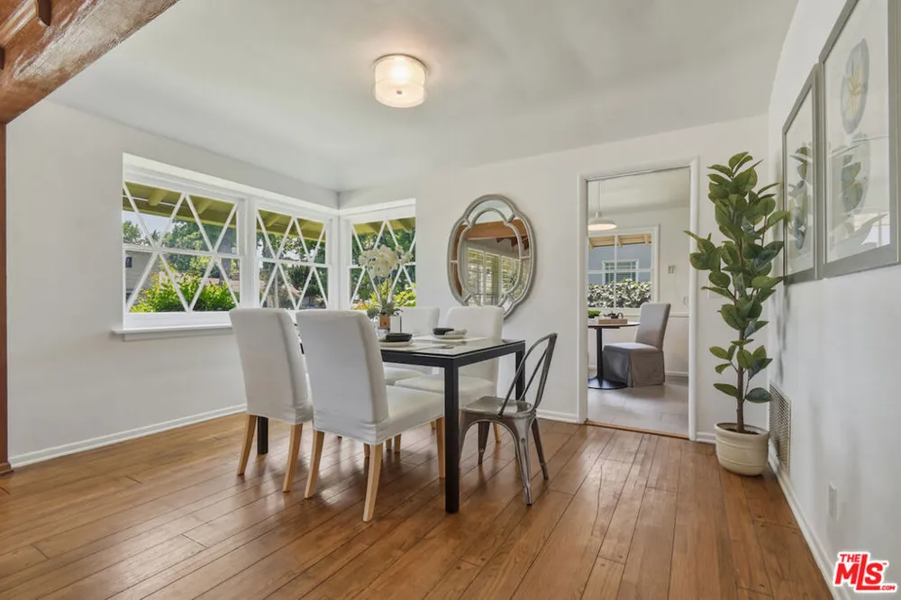 13155 Margate Street Sherman Oaks, CA 91401