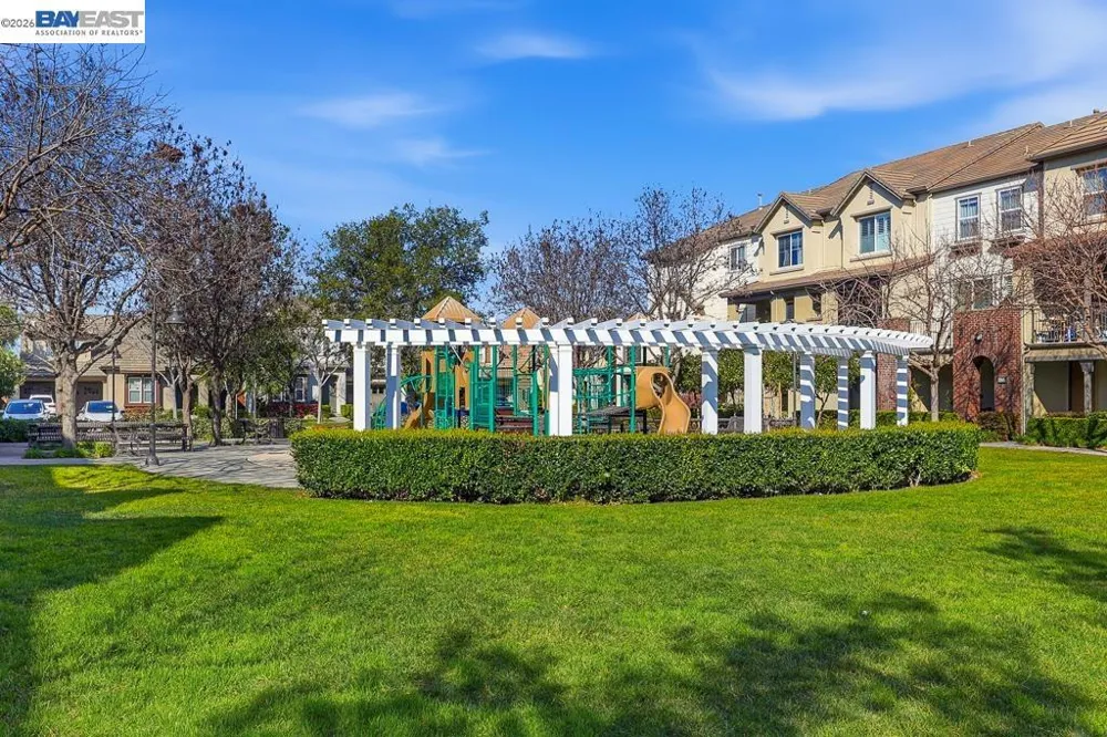 40203 Antigua Rose Ter Fremont, CA 94538