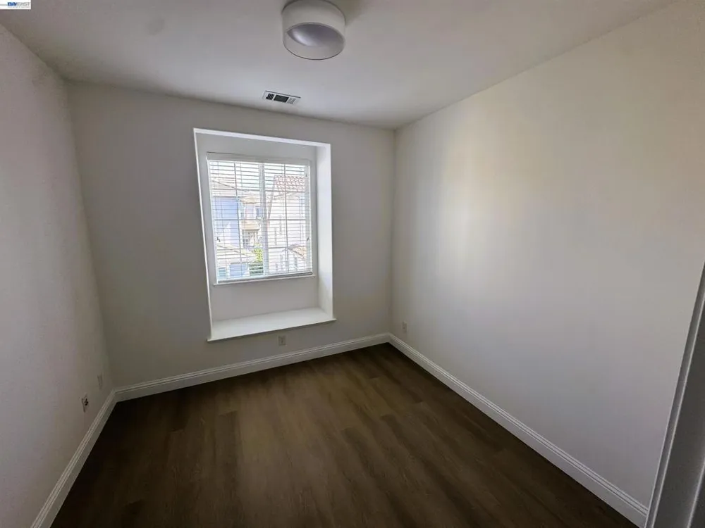 40203 Antigua Rose Ter Fremont, CA 94538