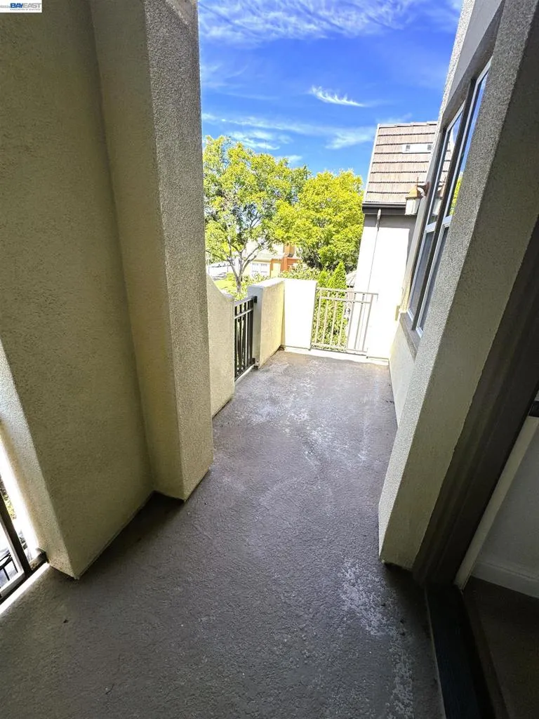40203 Antigua Rose Ter Fremont, CA 94538