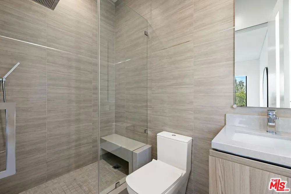 839 Gardner Street Los Angeles, CA 90046