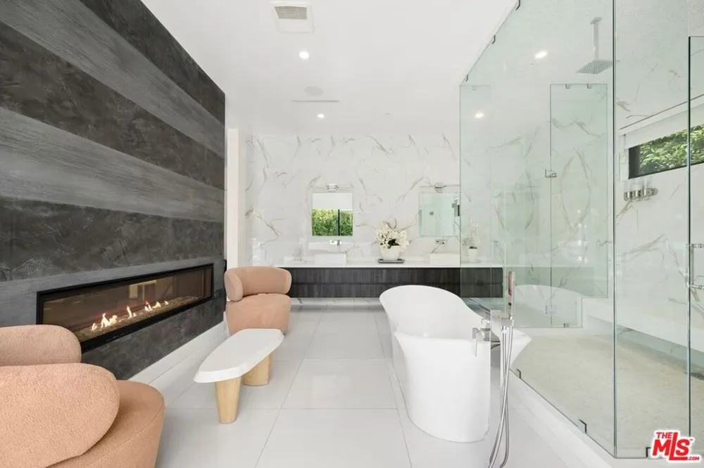 839 Gardner Street Los Angeles, CA 90046
