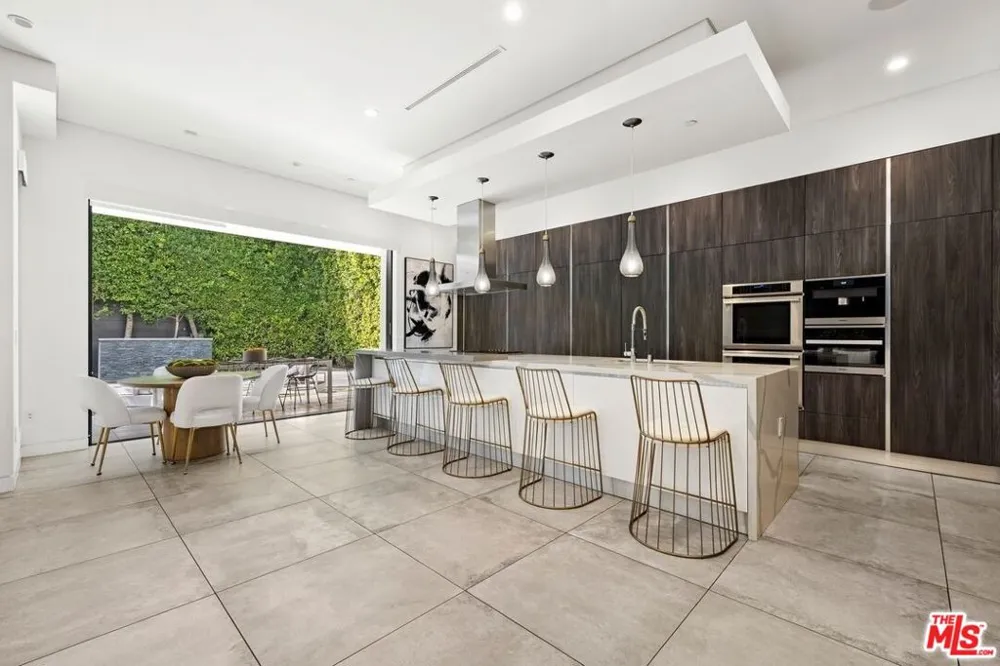 839 Gardner Street Los Angeles, CA 90046
