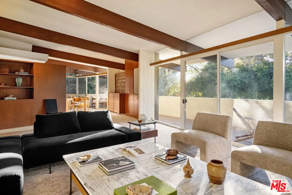1024 Armada Drive Pasadena, CA 91103