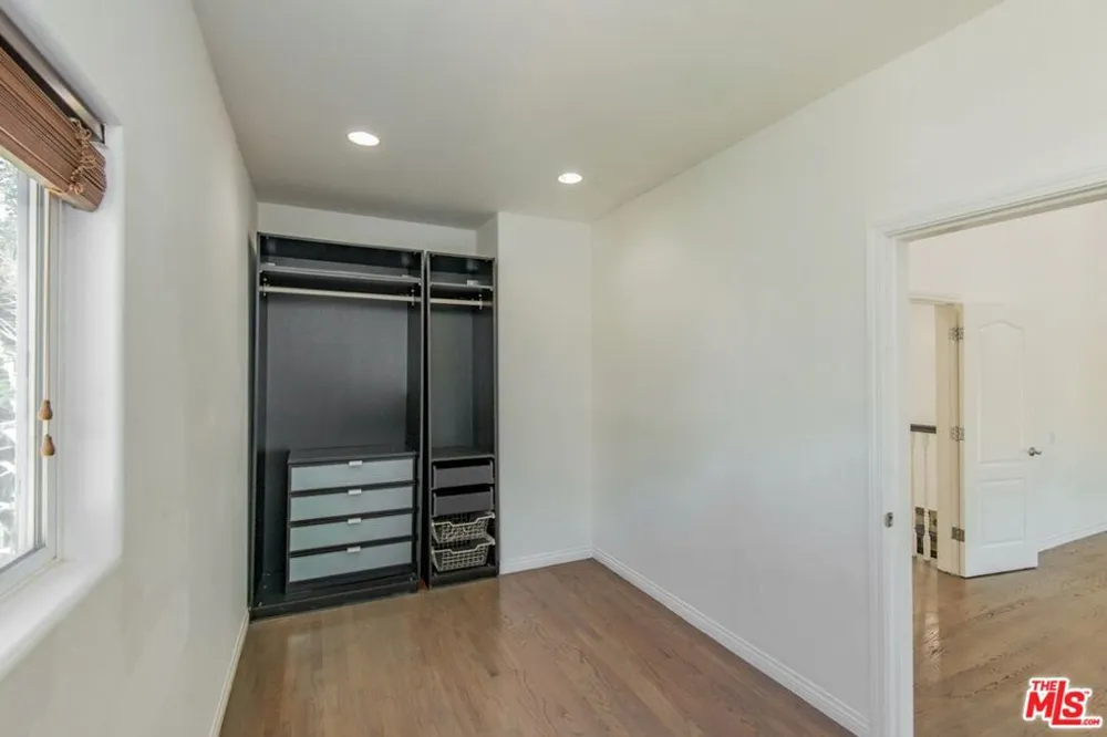 4343 Shadyglade Avenue Studio City, CA 91604