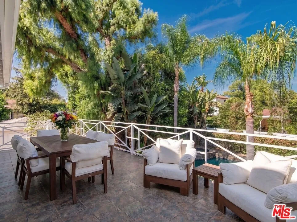 4343 Shadyglade Avenue Studio City, CA 91604
