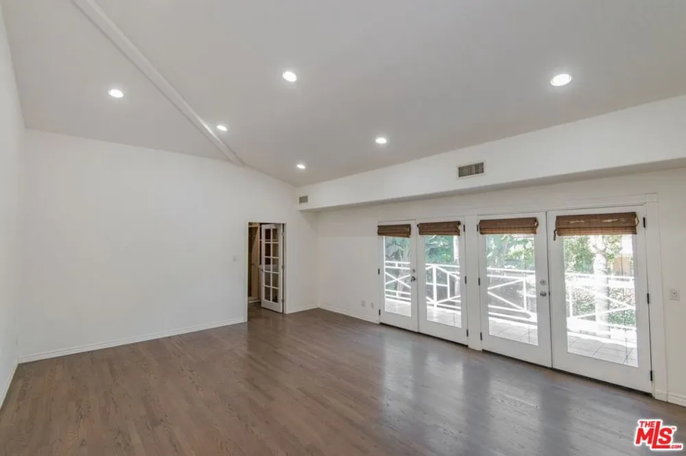 4343 Shadyglade Avenue Studio City, CA 91604