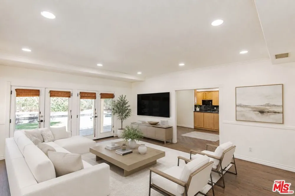 4343 Shadyglade Avenue Studio City, CA 91604