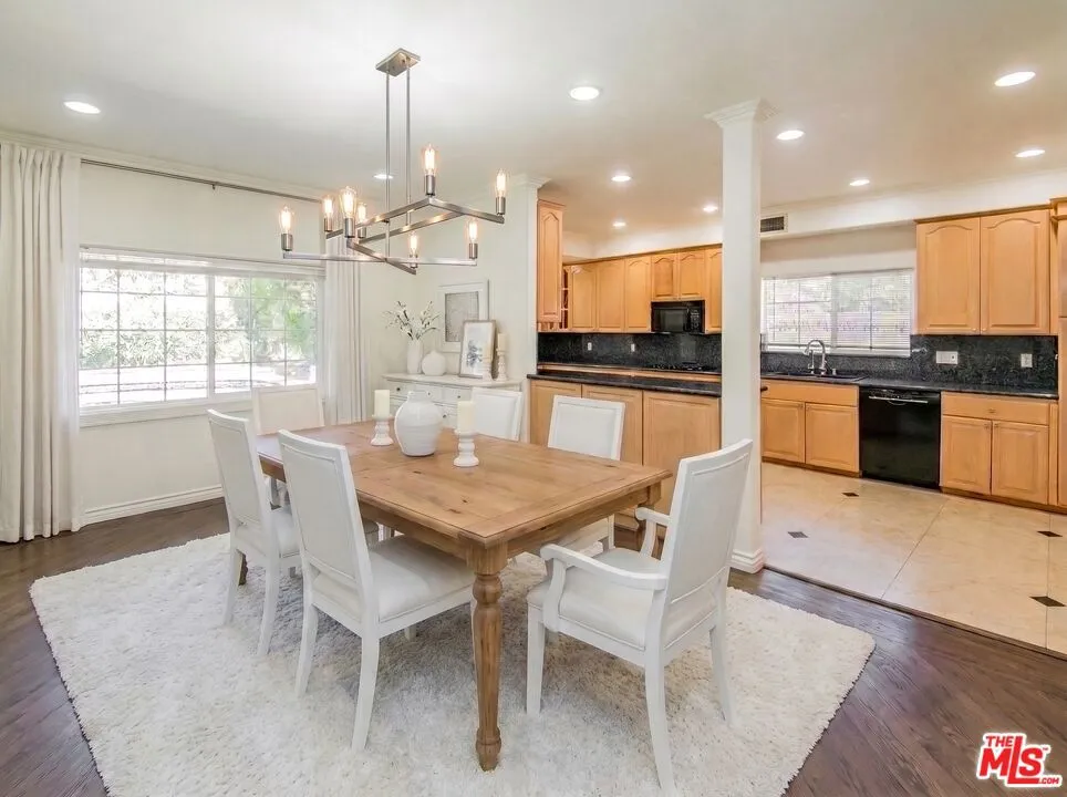 4343 Shadyglade Avenue Studio City, CA 91604