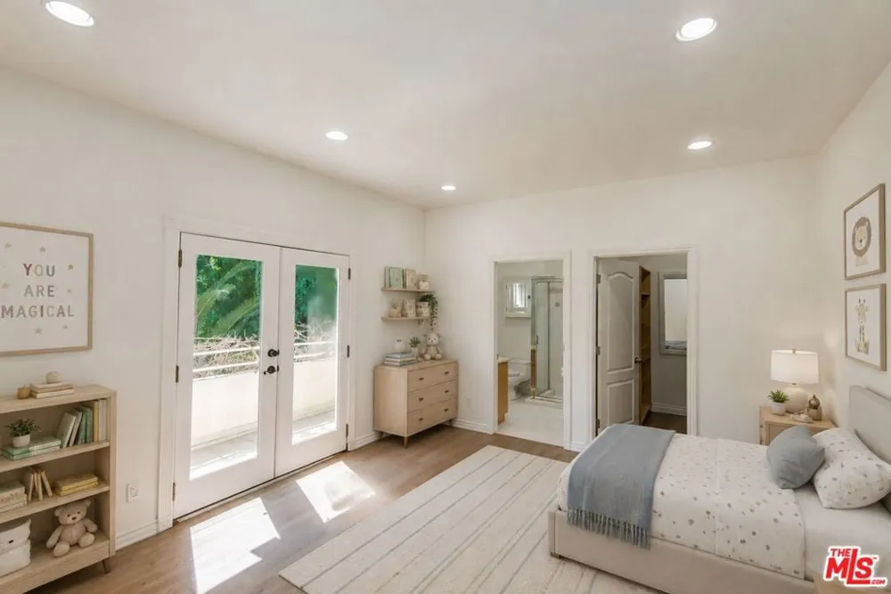4343 Shadyglade Avenue Studio City, CA 91604