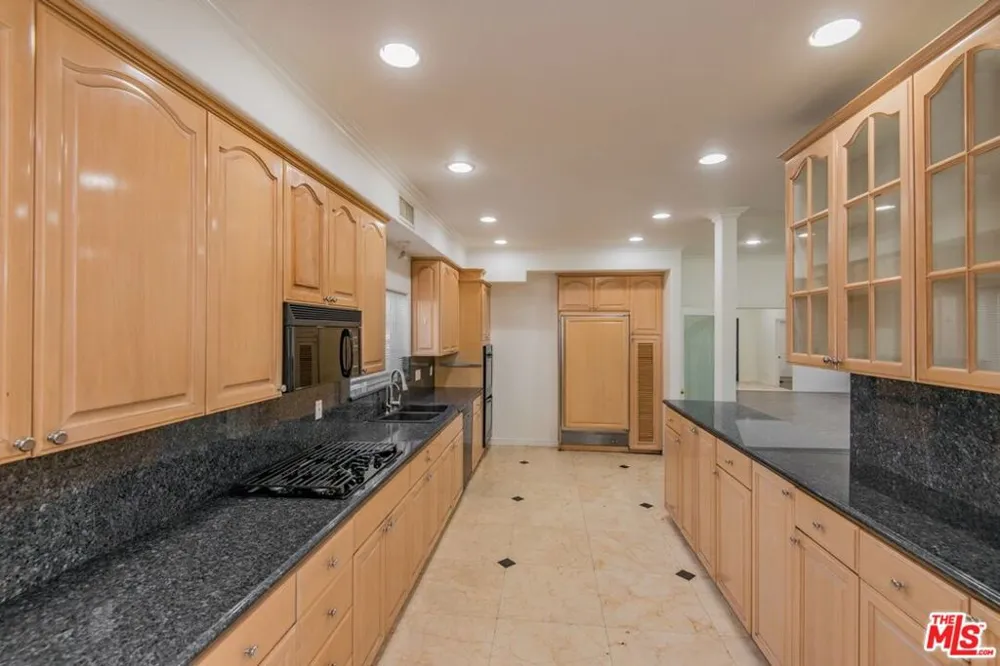 4343 Shadyglade Avenue Studio City, CA 91604