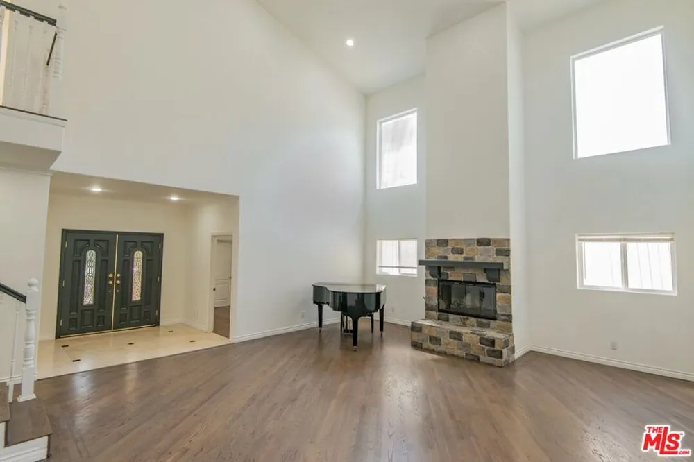 4343 Shadyglade Avenue Studio City, CA 91604