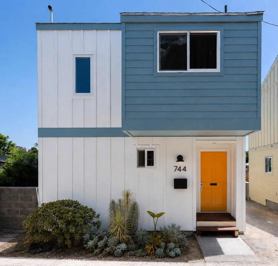 744 Dillon Street Los Angeles, CA 90026