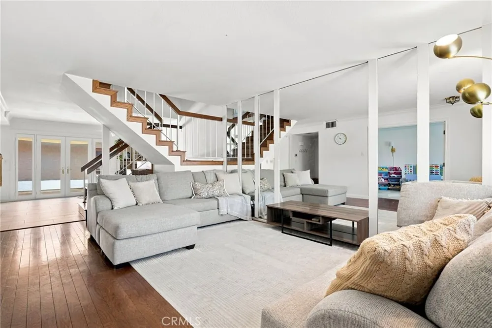 1361 S Walnut #3875 Anaheim, CA 92802