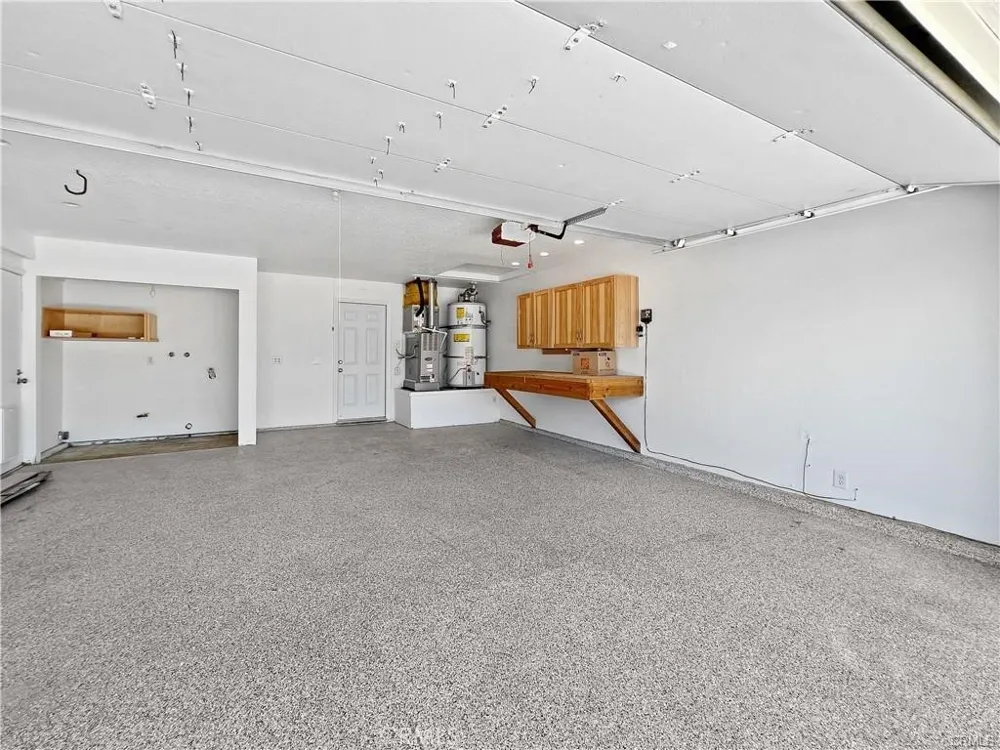 913 Durango Ct. San Dimas, CA 91773