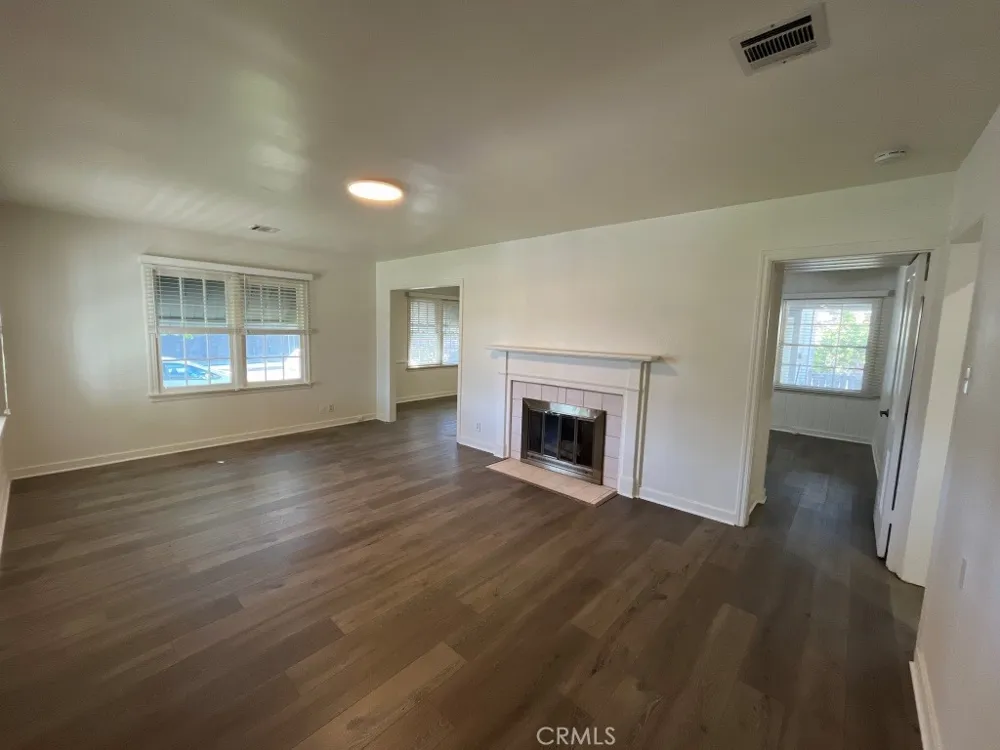 14659 Killion Street Sherman Oaks, CA 91411