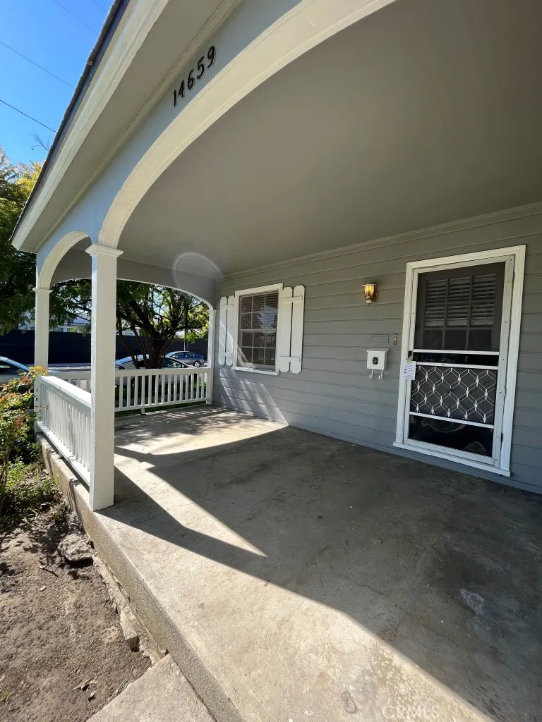14659 Killion Street Sherman Oaks, CA 91411