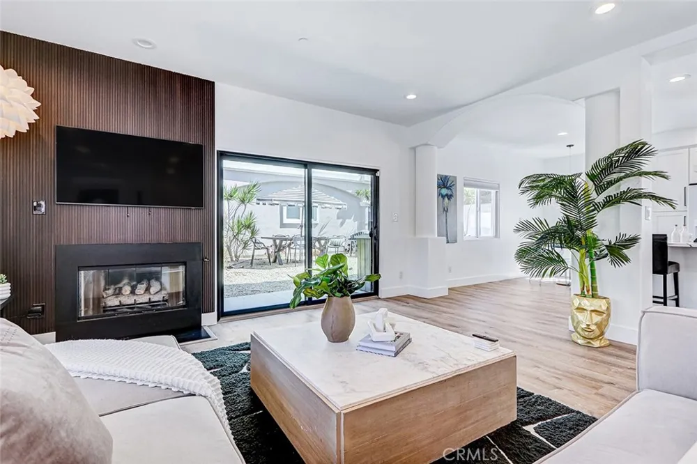 2113 Harriman #A Redondo Beach, CA 90278