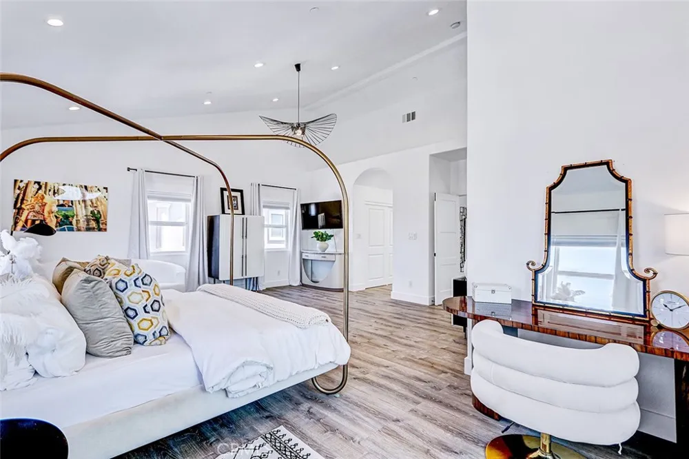 2113 Harriman #A Redondo Beach, CA 90278