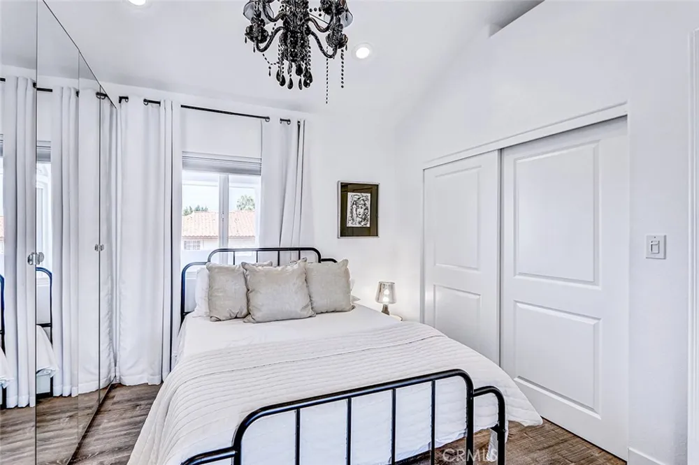 2113 Harriman #A Redondo Beach, CA 90278