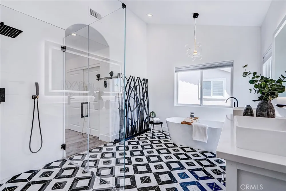2113 Harriman #A Redondo Beach, CA 90278