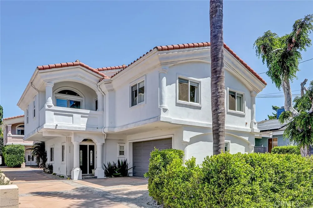 2113 Harriman #A Redondo Beach, CA 90278