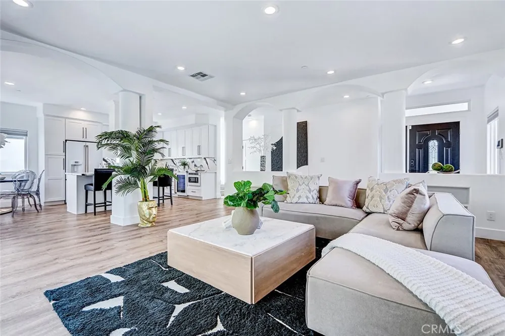 2113 Harriman #A Redondo Beach, CA 90278