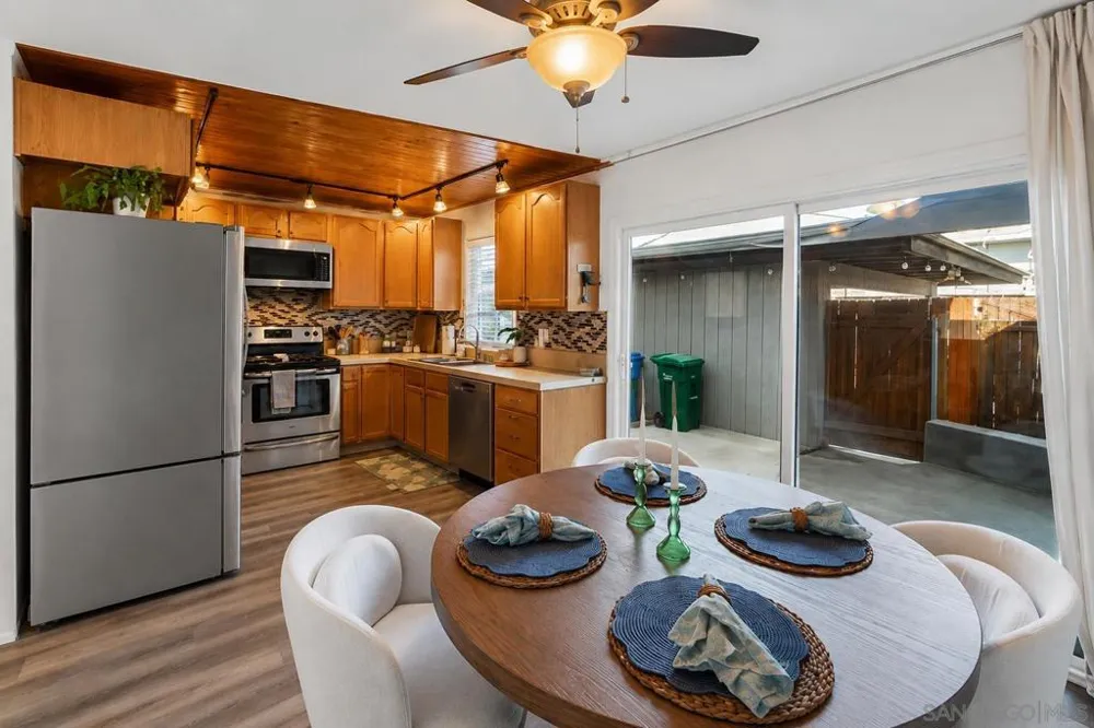 10657 Prince Carlos Ln Santee, CA 92071