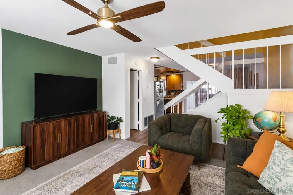10657 Prince Carlos Ln Santee, CA 92071