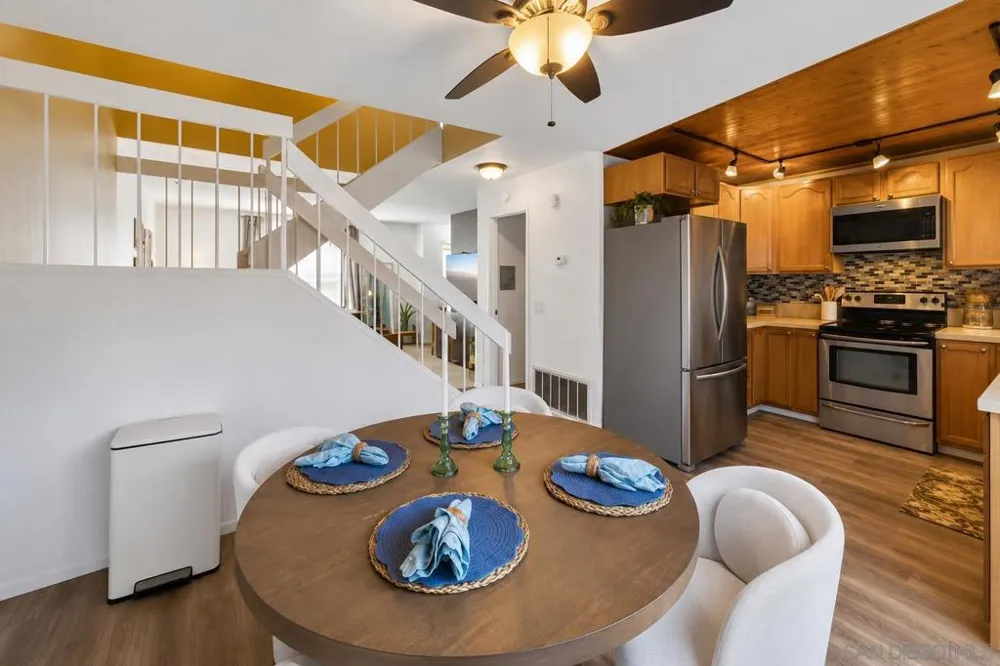 10657 Prince Carlos Ln Santee, CA 92071