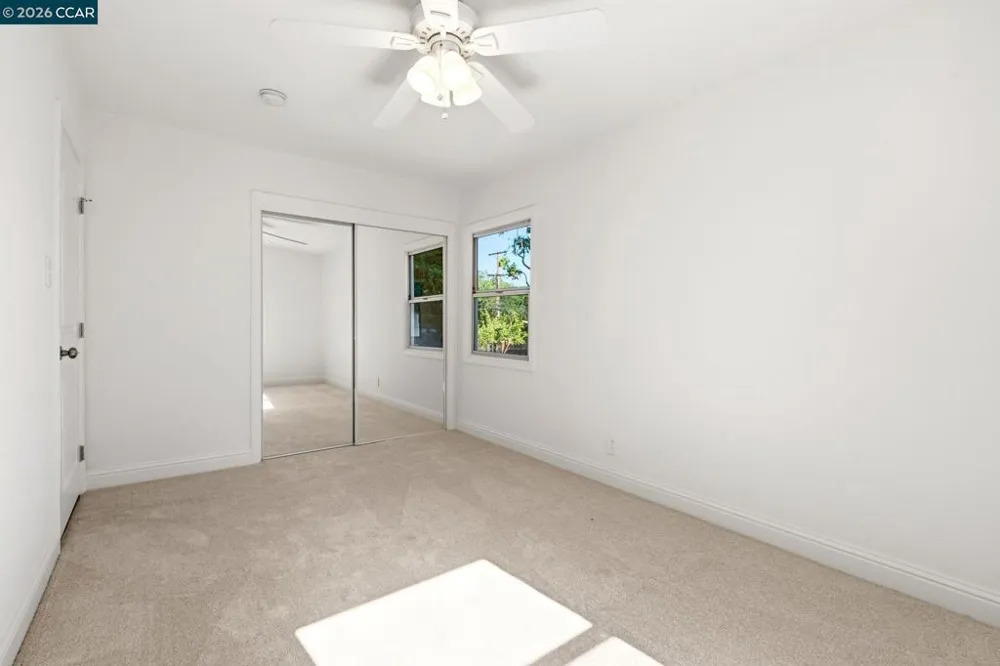 1277 Juanita Dr Lafayette, CA 94595