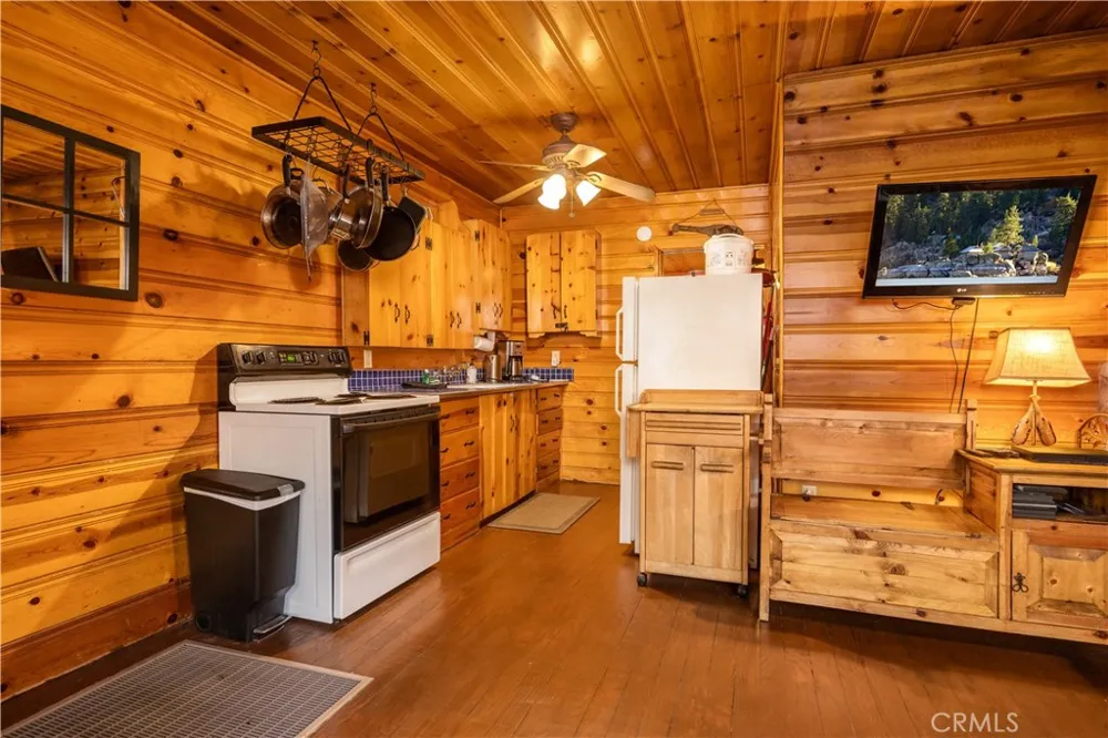796 Silver Tip Drive Big Bear Lake, CA 92315