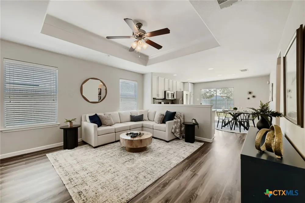 137 Pine Arbol Buda, TX 78610