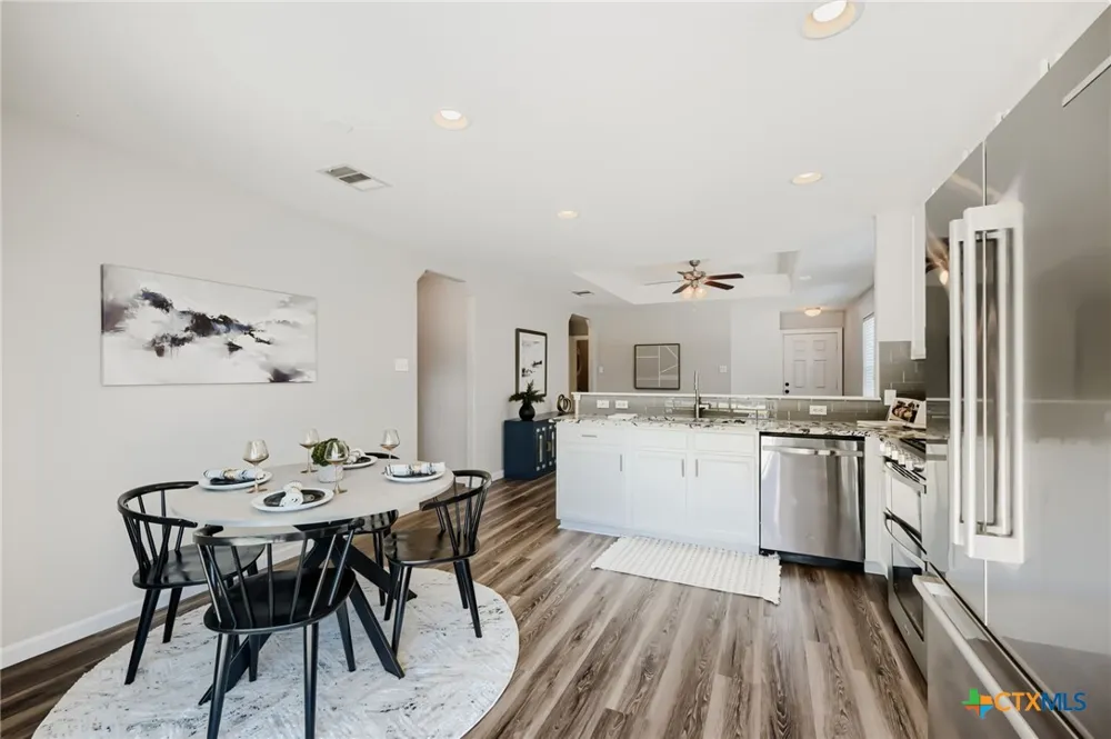 137 Pine Arbol Buda, TX 78610