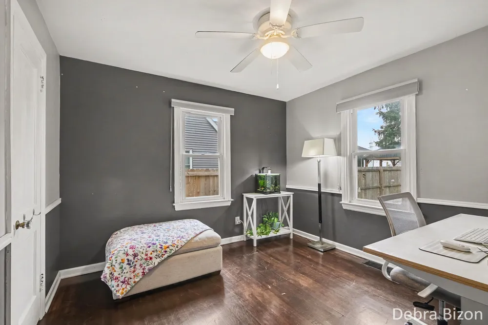 2490 Hague Avenue SW Wyoming, MI 49519