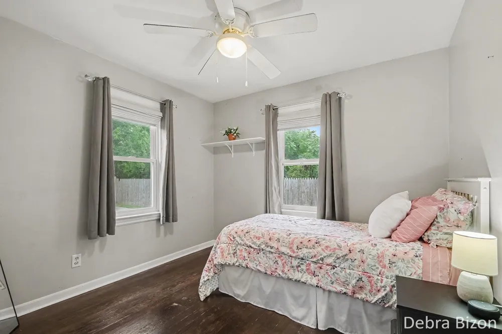 2490 Hague Avenue SW Wyoming, MI 49519