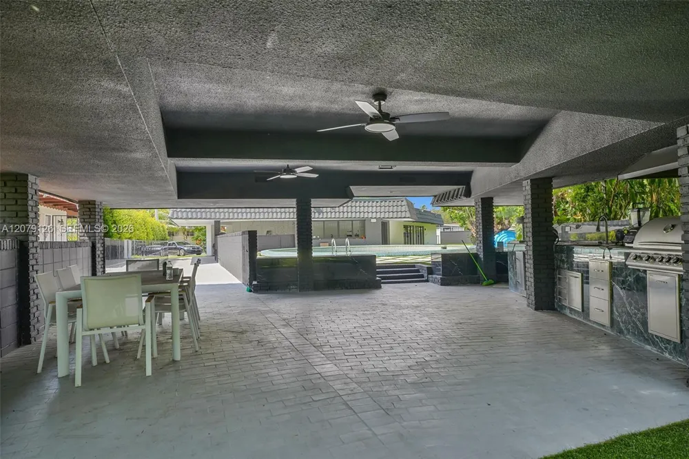 315 NE 122nd St #0 North Miami, FL 33161