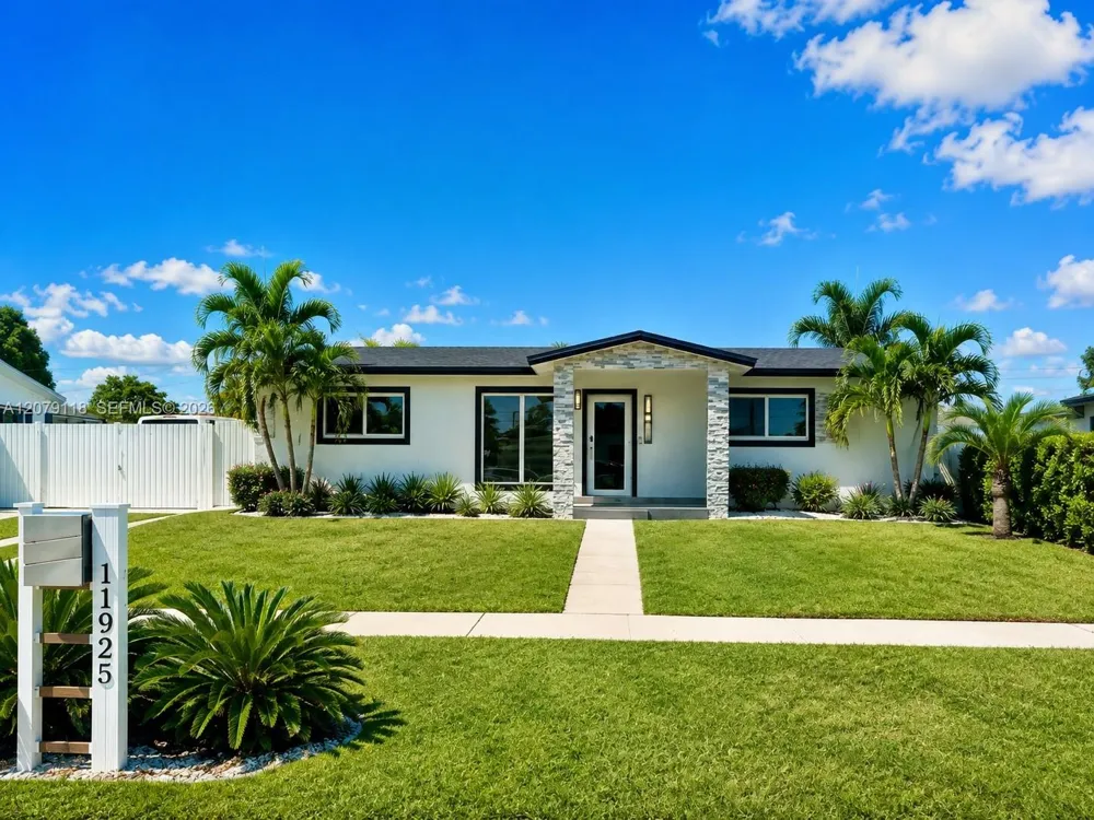 11925 SW 185th Ter Miami, FL 33177
