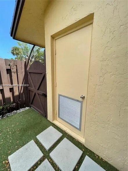 112 Fox Rd #2-50 Hollywood, FL 33024