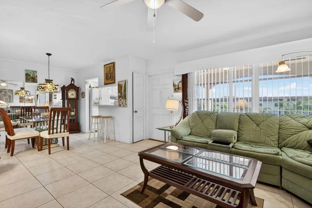 100 SE 6TH AVENUE #303 Pompano Beach, FL 33060