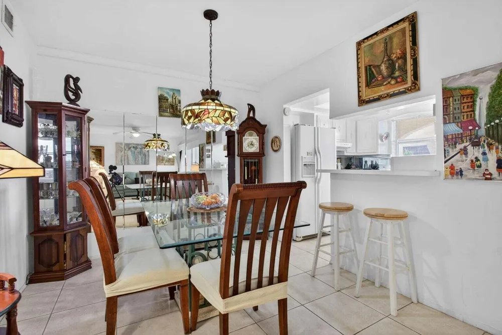 100 SE 6TH AVENUE #303 Pompano Beach, FL 33060