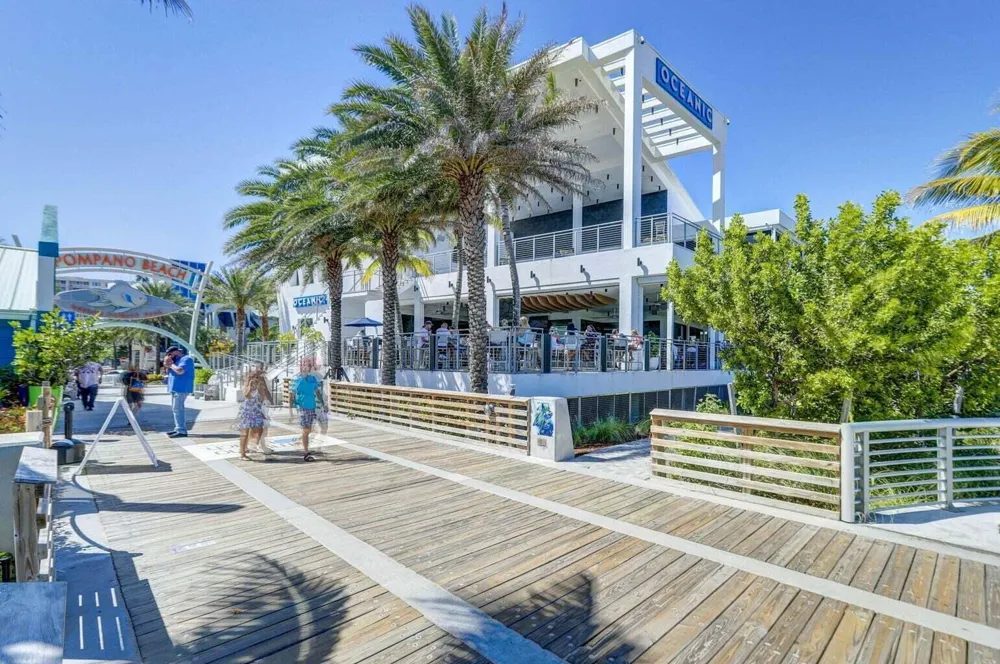 100 SE 6TH AVENUE #303 Pompano Beach, FL 33060