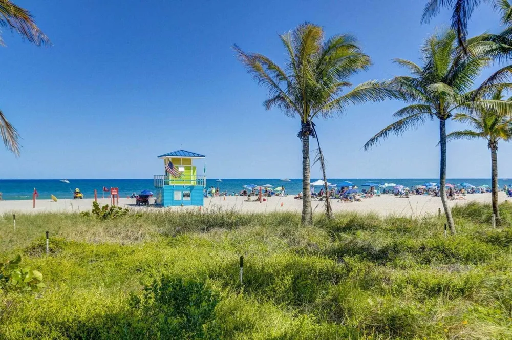 100 SE 6TH AVENUE #303 Pompano Beach, FL 33060