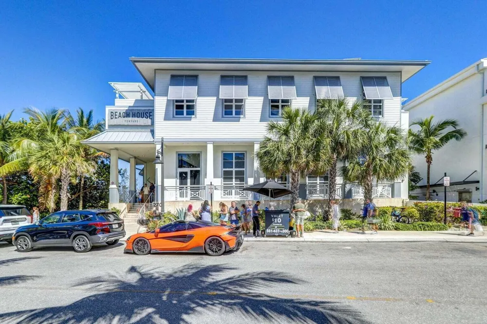 100 SE 6TH AVENUE #303 Pompano Beach, FL 33060