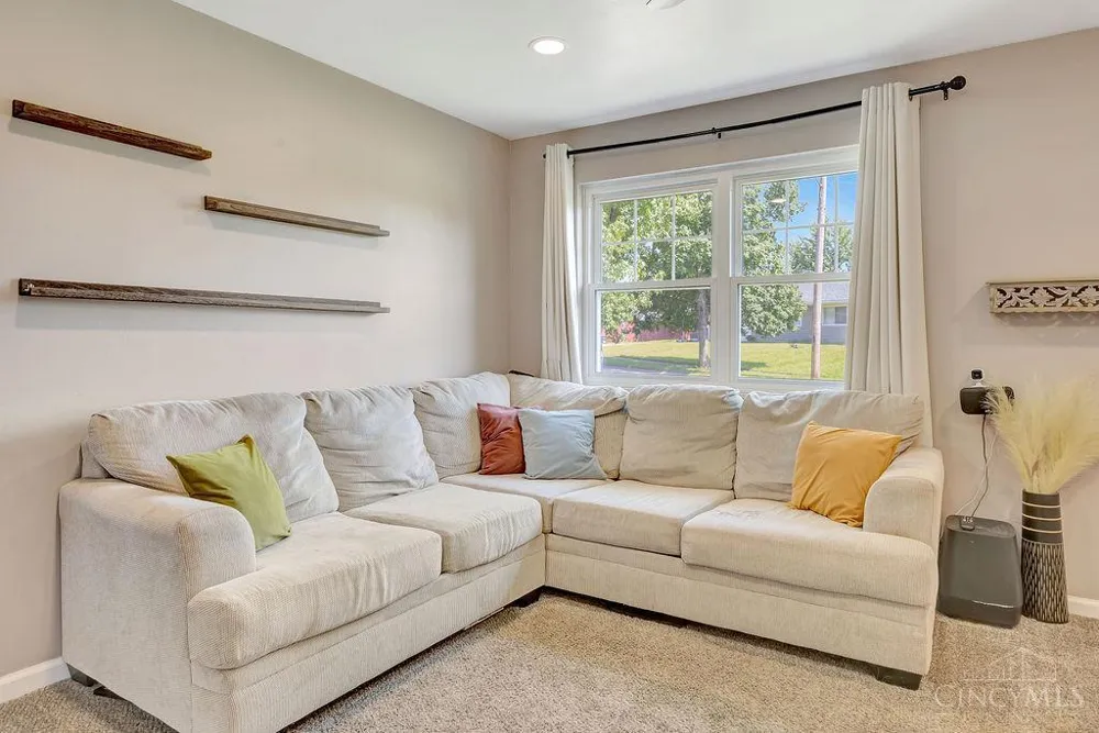 67 Weinman Drive Hamilton, OH 45013