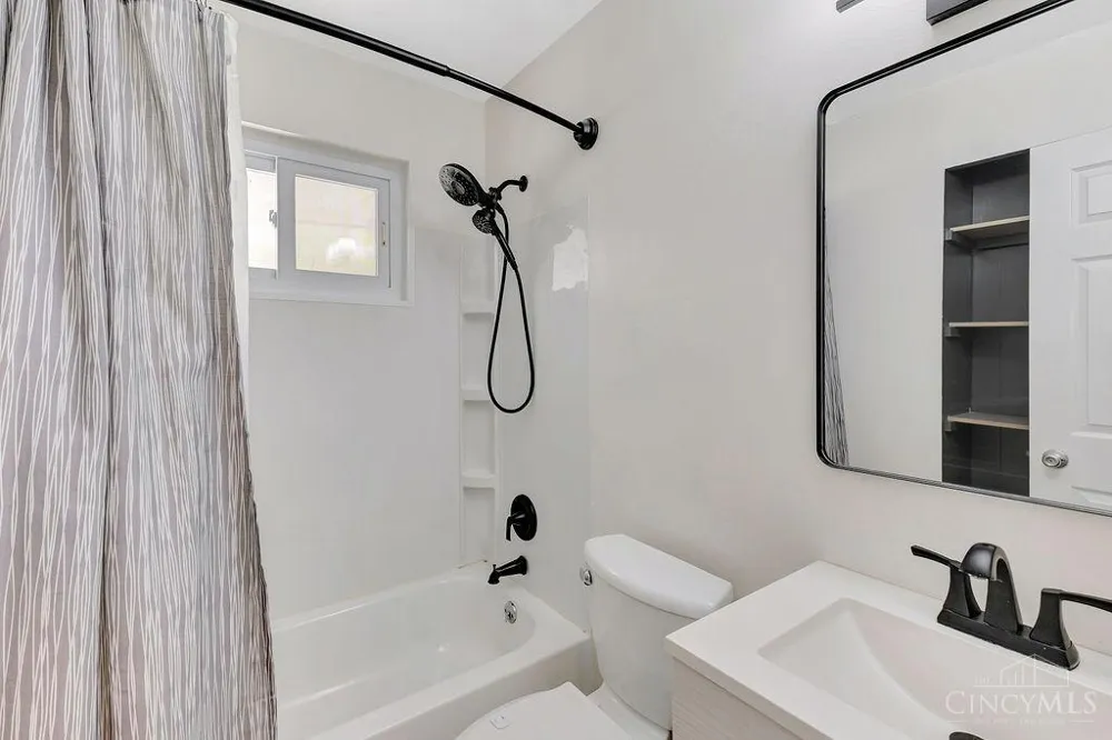 67 Weinman Drive Hamilton, OH 45013