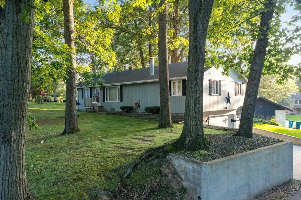 54 Dogwood Drive La Porte, IN 46350
